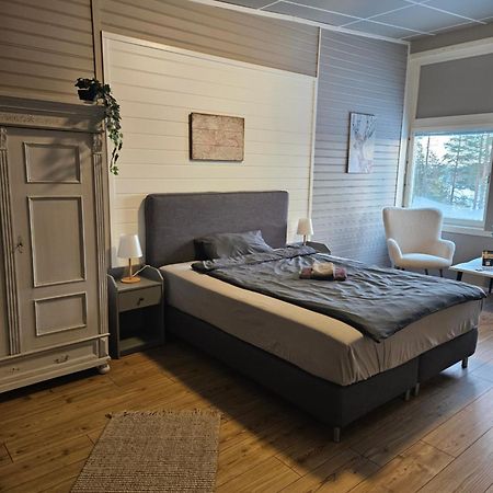 Gaesthus Nornaes Bed and Breakfast Buitenkant foto