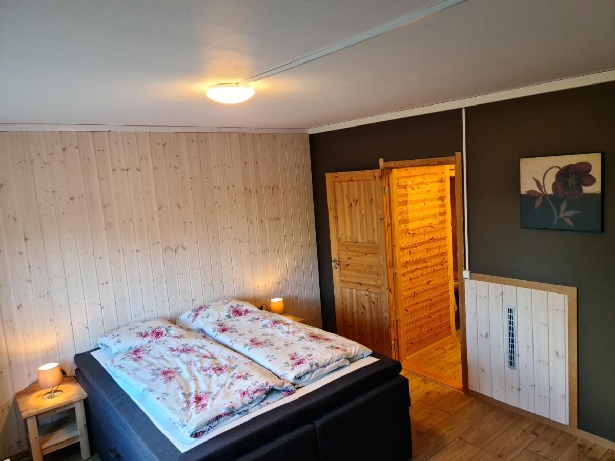 Gaesthus Nornaes Bed and Breakfast Buitenkant foto
