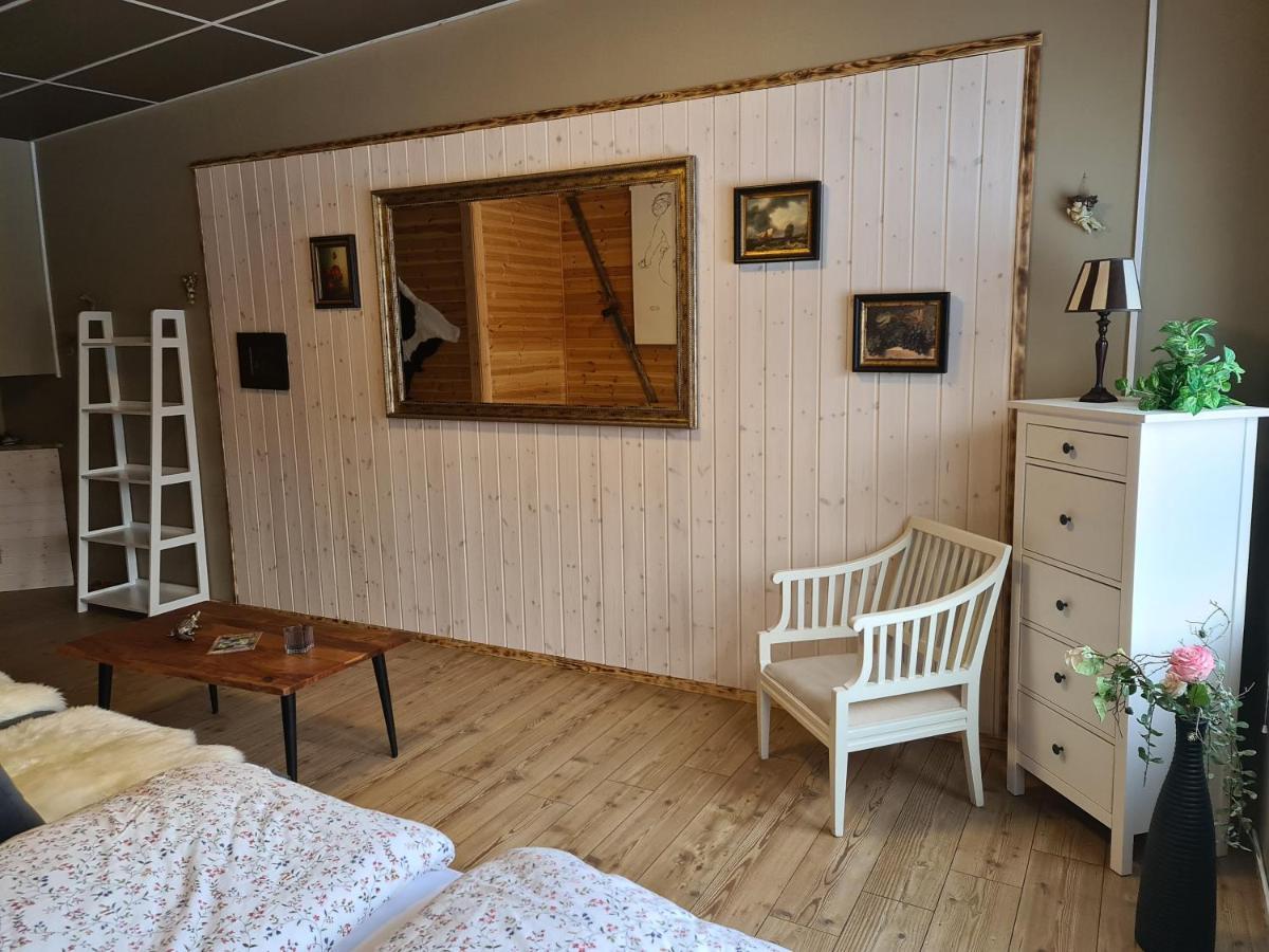 Gaesthus Nornaes Bed and Breakfast Buitenkant foto