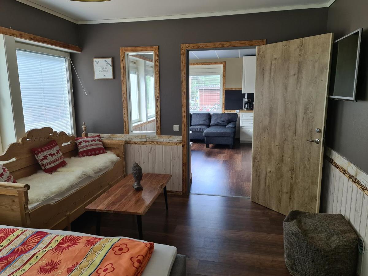 Gaesthus Nornaes Bed and Breakfast Buitenkant foto