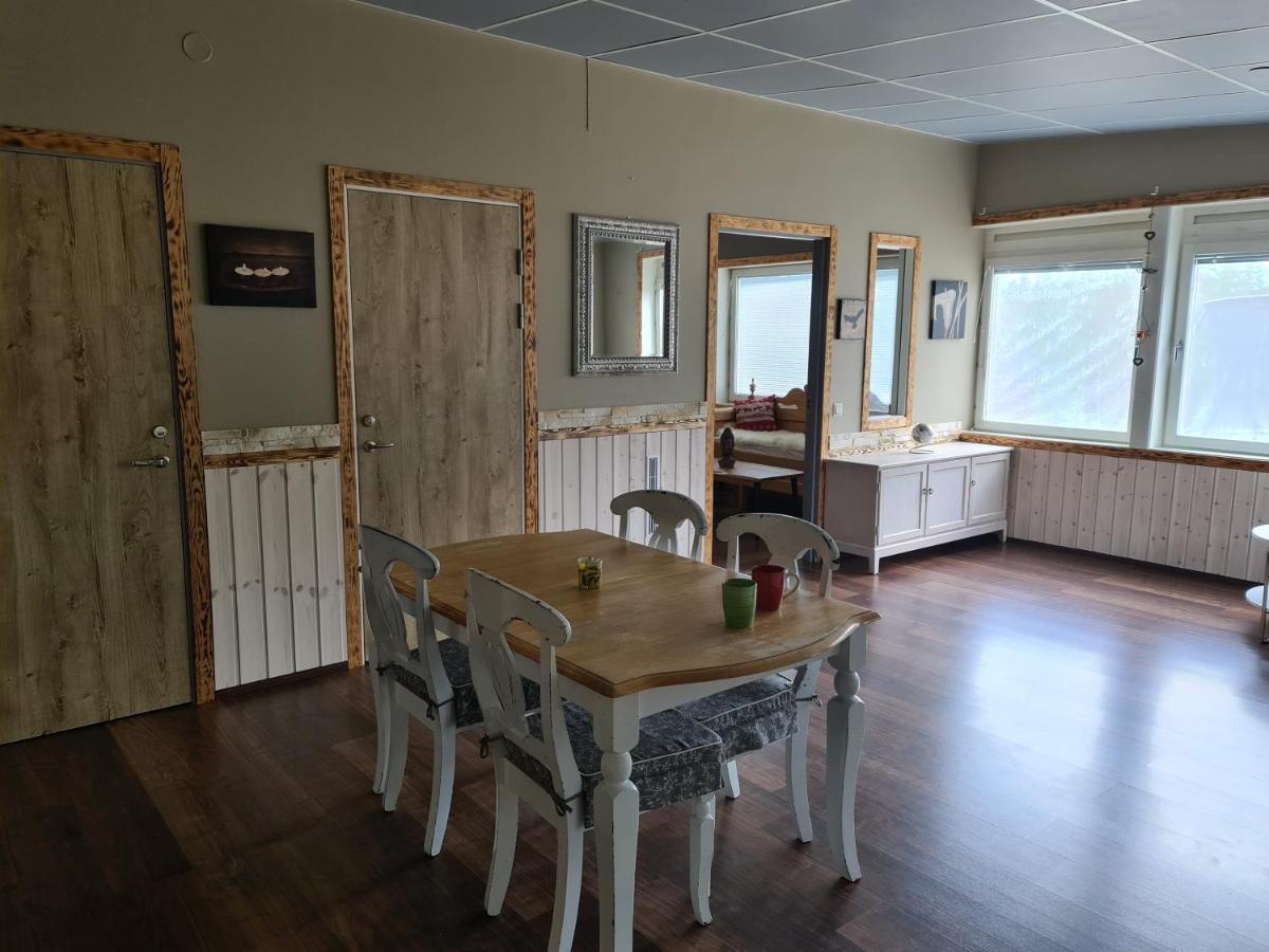Gaesthus Nornaes Bed and Breakfast Buitenkant foto
