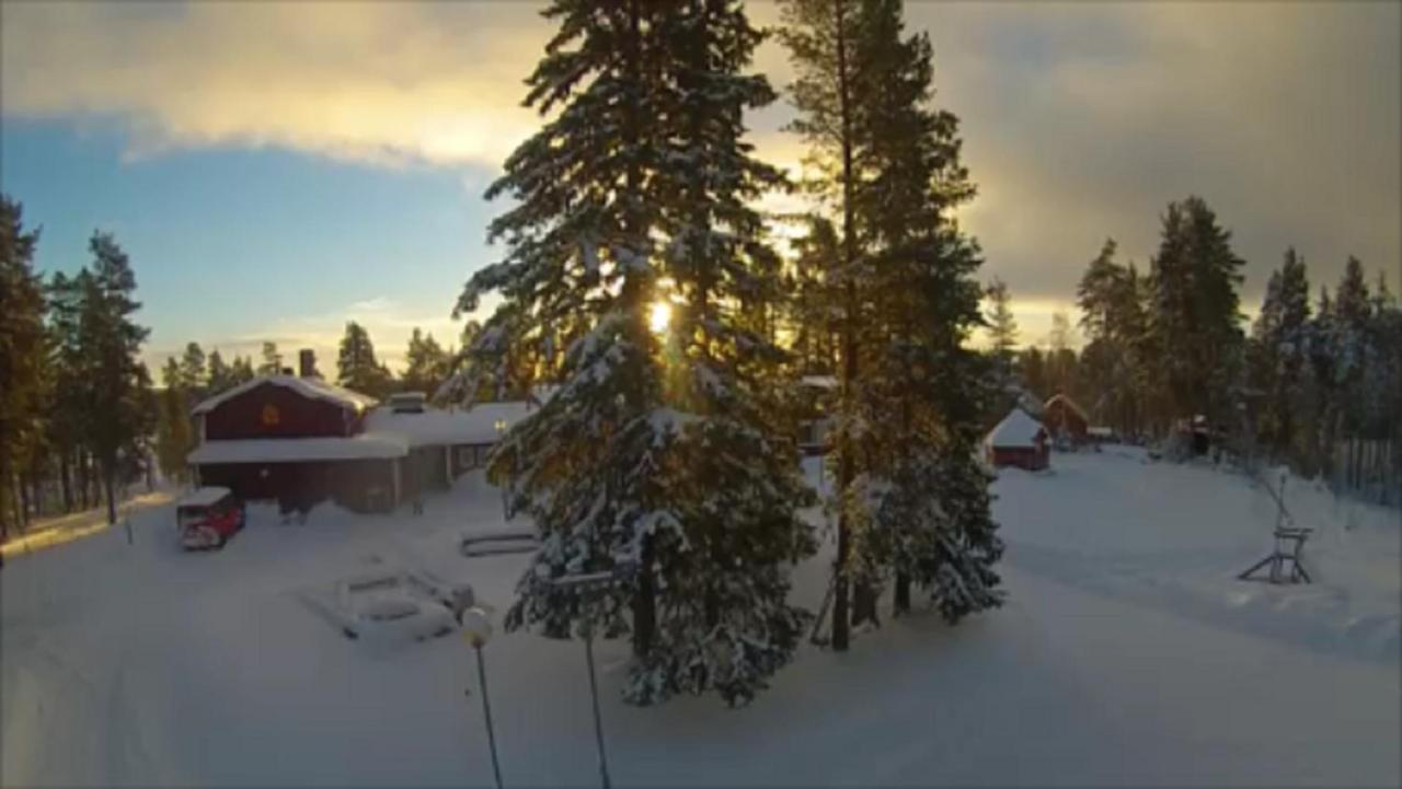 Gaesthus Nornaes Bed and Breakfast Buitenkant foto